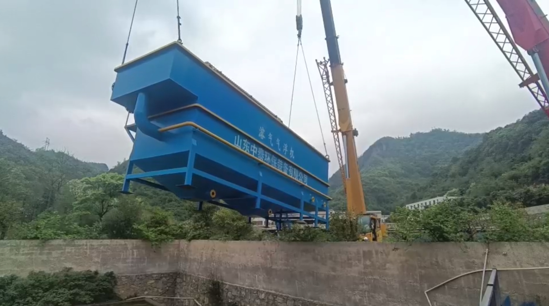 氣浮機，高效氣浮機，溶氣氣浮機，氣浮機安裝現(xiàn)場